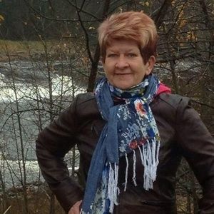 Meet your Posher, Anne